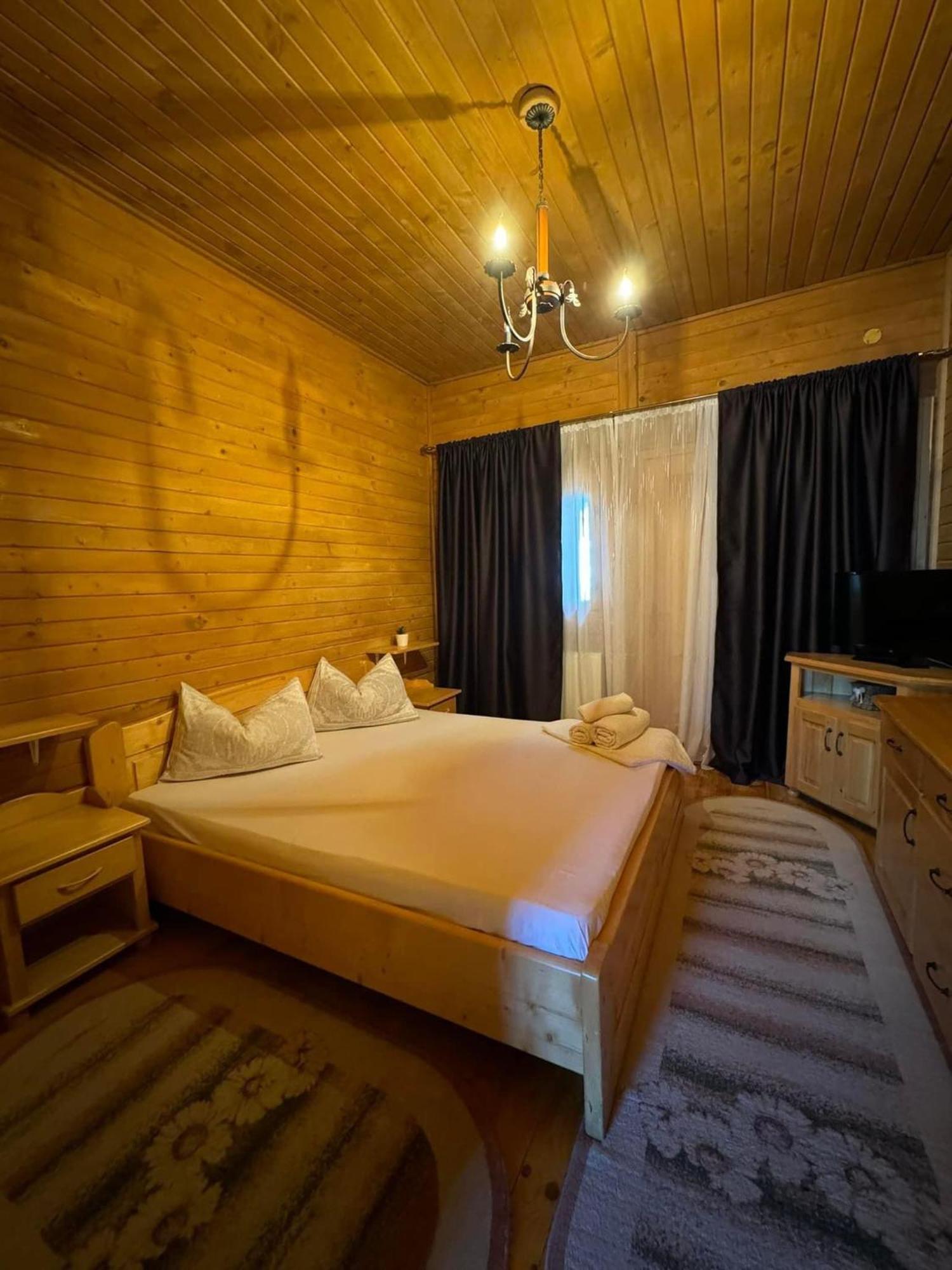 Casa De Vacanta คาชิวลาตา ภายนอก รูปภาพ